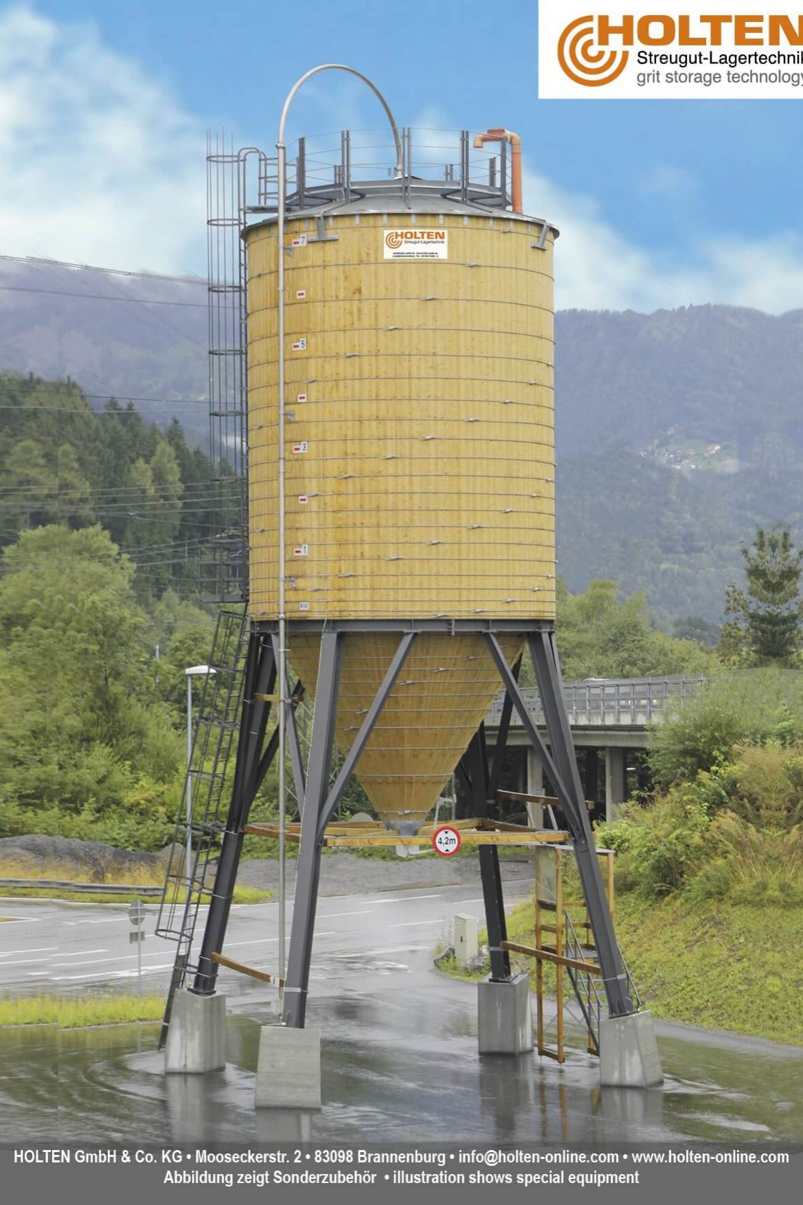 Streugutlagersilo aus kombinierter Holz-Stahl Bauweise